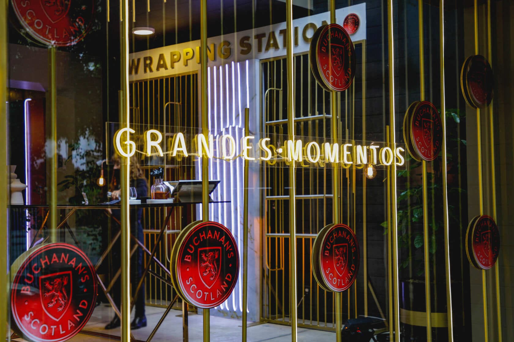 DIAGEO | BUCHANAN'S GIFTING HOUSE - 2