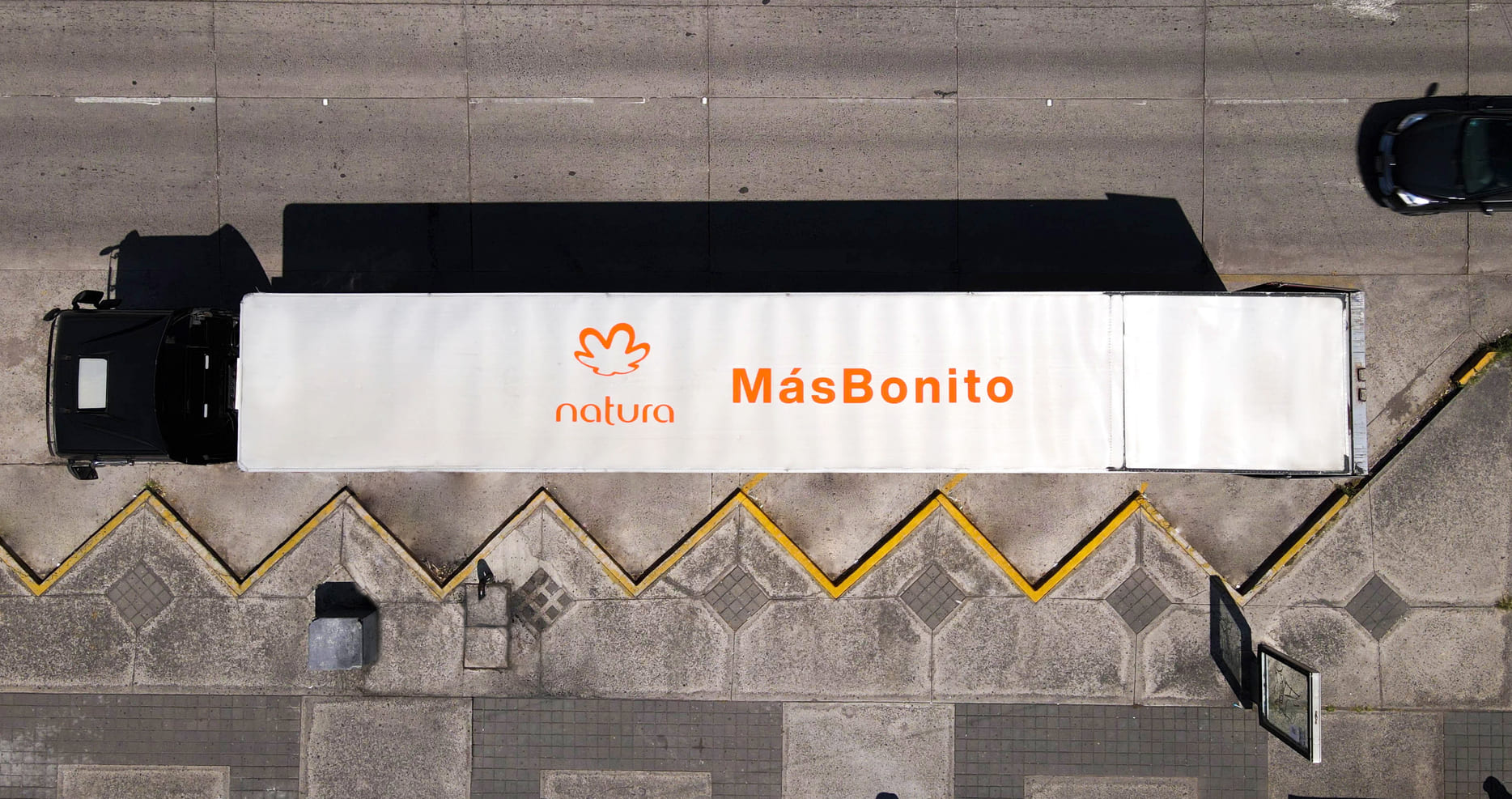 NATURA | ACTIVACIÓN “EL MUNDO ES MÁS BONITO CONTIGO” - 1